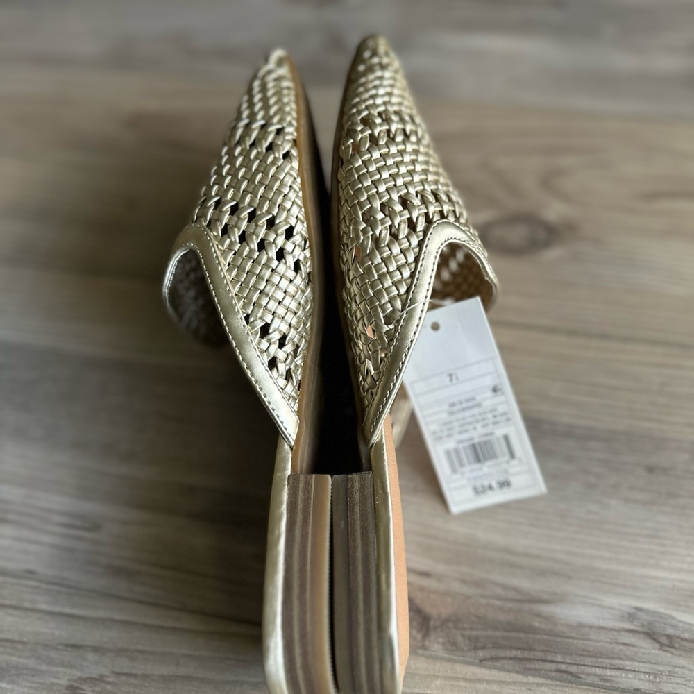 Universal Thread Gold Woven Slides NWT SZ 7.5 - Picture 7 of 8